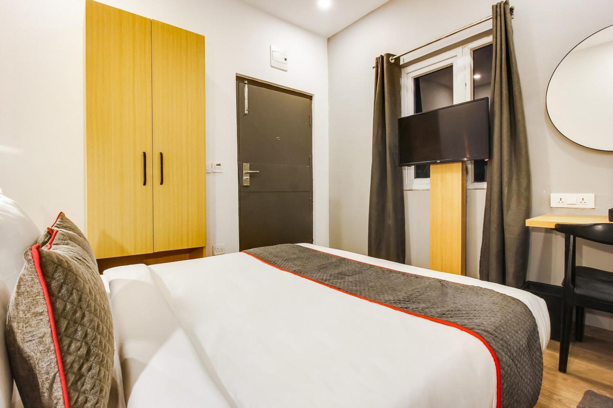 Hotel Townhouse De Alphabet Hyderabad Esterno foto